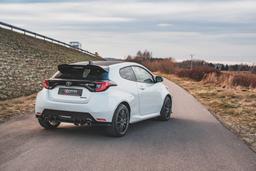 Maxton Design Sivuhelmat Racing Toyota GR Yaris MK4