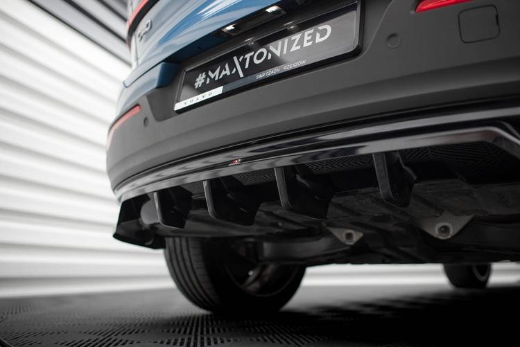 Maxton Design Diffuusori Volvo C40 MK1