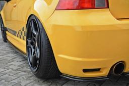 Maxton Design Sivuhelmat VW Golf IV R32