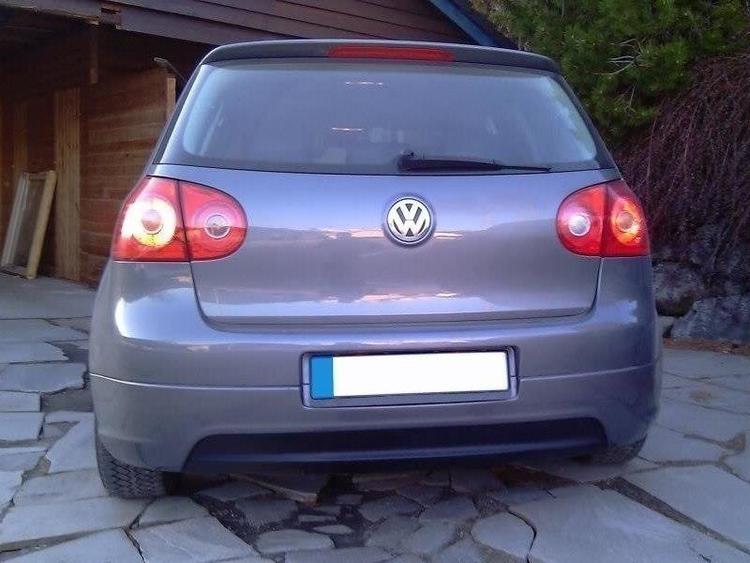 Maxton Design Diffuusori VW Golf V GTI Edition 30 (without Exhaust Hole, Standard Exhaust)
