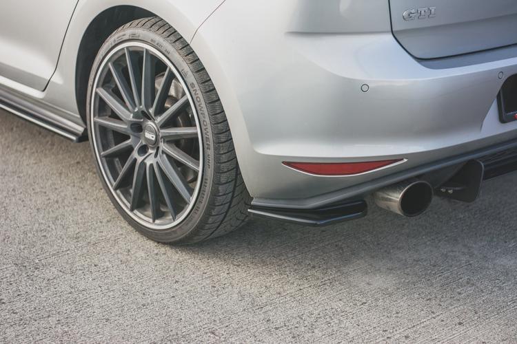 Maxton Design Splitters V.2 VW Golf 7 GTI 
