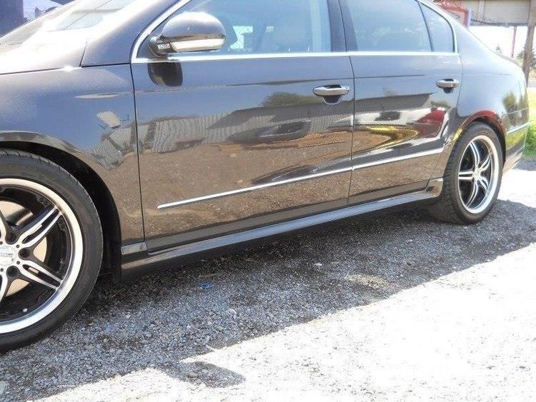 Maxton Design Sivuhelmat R-LINE VW Passat B7