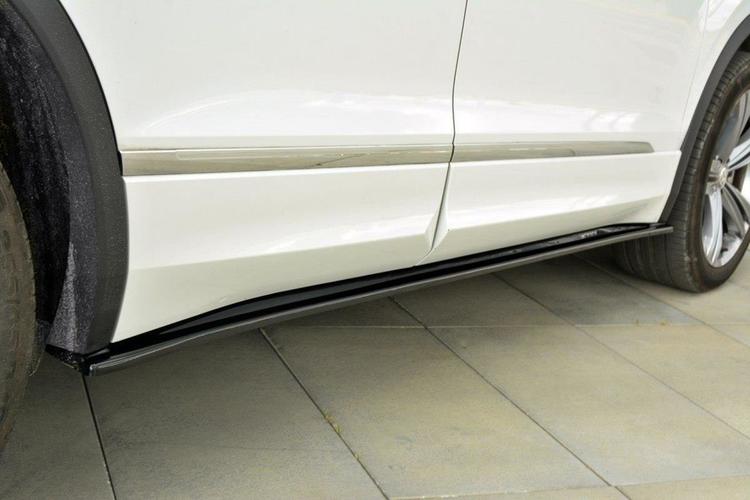 Maxton Design Sivuhelmat VW Tiguan MK2 R-line