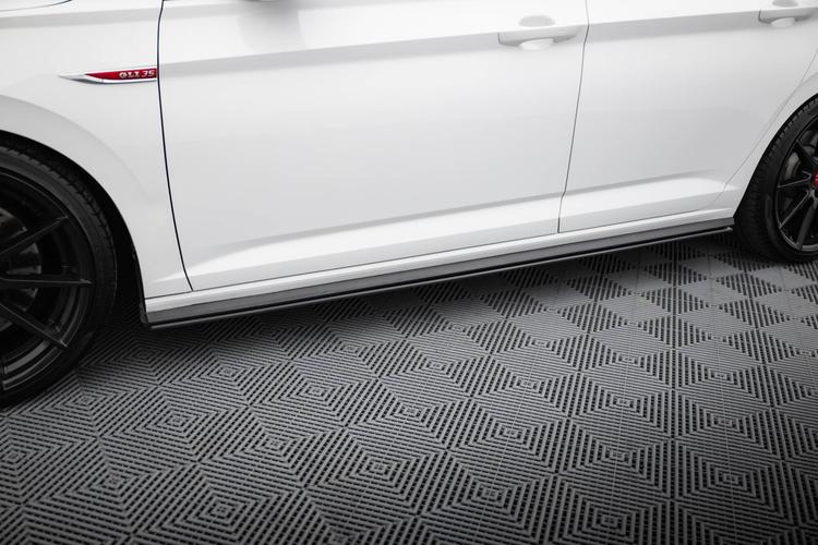 Maxton Design Sivuhelmat Street Pro VW Jetta GLI MK7