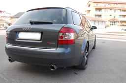 LED Baklampor röd vita Audi A4