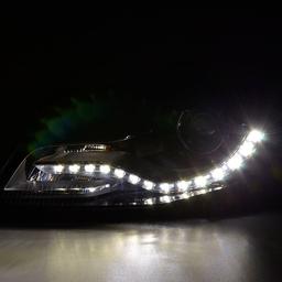 Ajovalot med LED DRL Audi A4