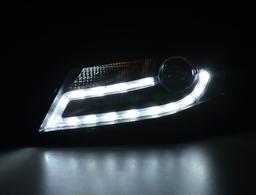Ajovalot med LED DRL Audi A4
