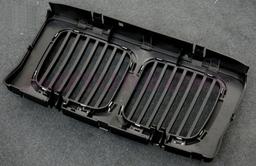 Svarta Njurar (Grill)