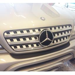 Grill Mercedes ML W163