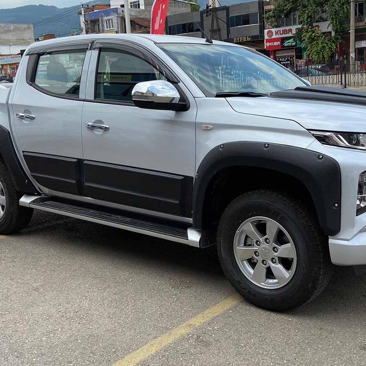 Ovien suojaus Mitsubishi L200 Triton 6