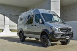 Fender Mercedes Spriner W906