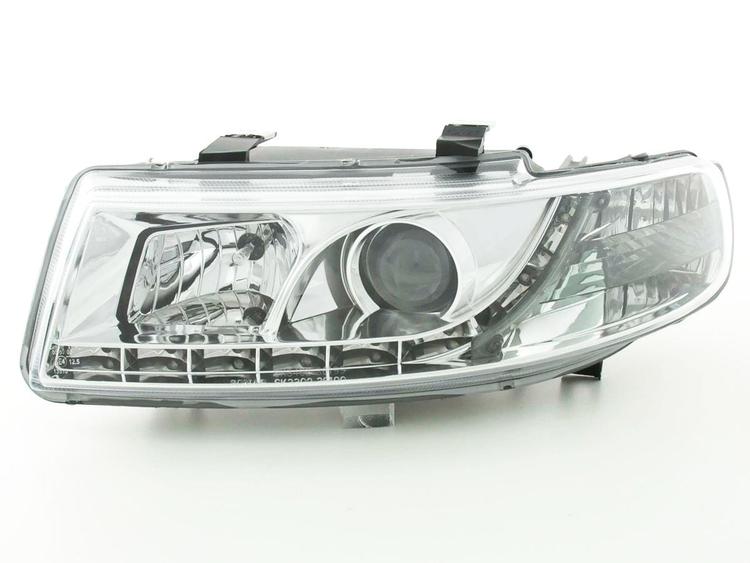 Devil Eyes Chrome Seat Leon 1M