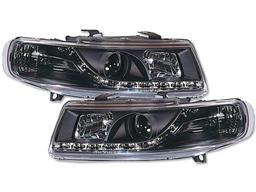 Devil Eyes Musta Seat Leon 1M