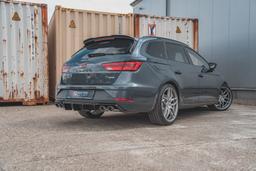 Blanksvart bakre diffusor V3 Seat Leon mk3 Cupra ST (FL)