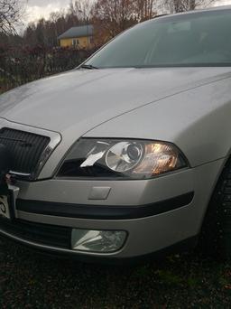 Ajovalot Mustat Optik Skoda Octavia