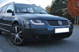 Devil Eyes sort VW Passat 3BG