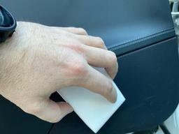 Pure:est magisk fläckborttagningssvamp