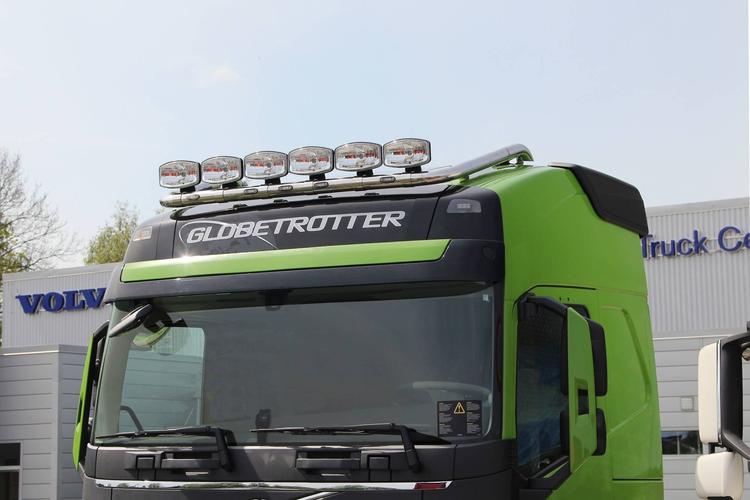 Takbåge Wide (Med Infällda LED-Dioder) som passar Volvo FH 13+ FM4FH4 FH5 Globetrotter & Globetrotter XL