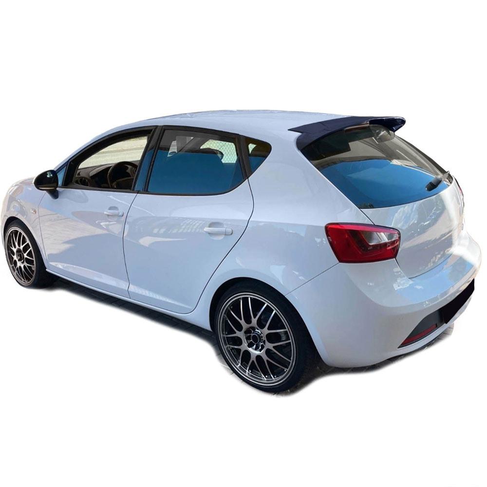 Blanksvart Bakspoiler Seat Ibiza