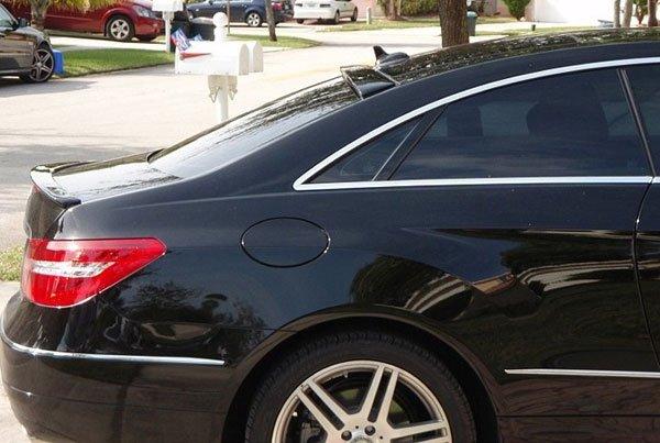 Vinge til bagklap - Mercedes Benz W207 , C207 , A207