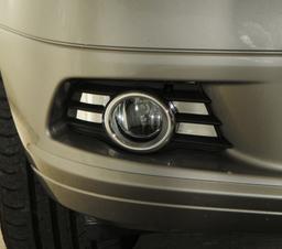 Chrome edge lists to foglights - Mercedes Benz W204