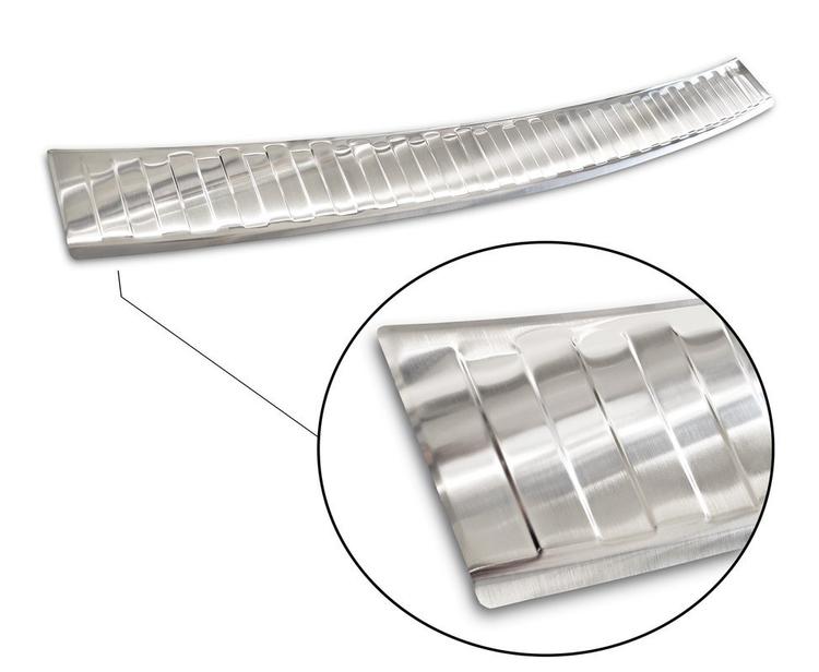 Rear bumper protector Porsche Cayenne FL