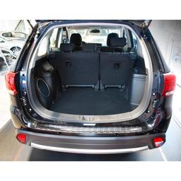 Læssekantbeskytter krom til Mitsubishi Outlander (med parkeringssensorer)