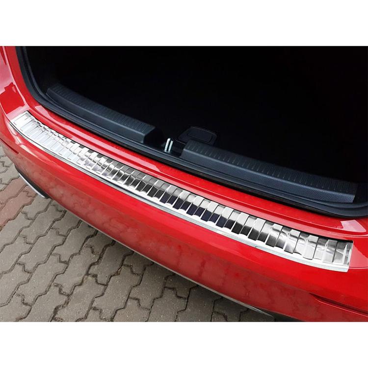 TakaTakapuskurin suojapelti harjattu teräs Mercedes A-Klass W177