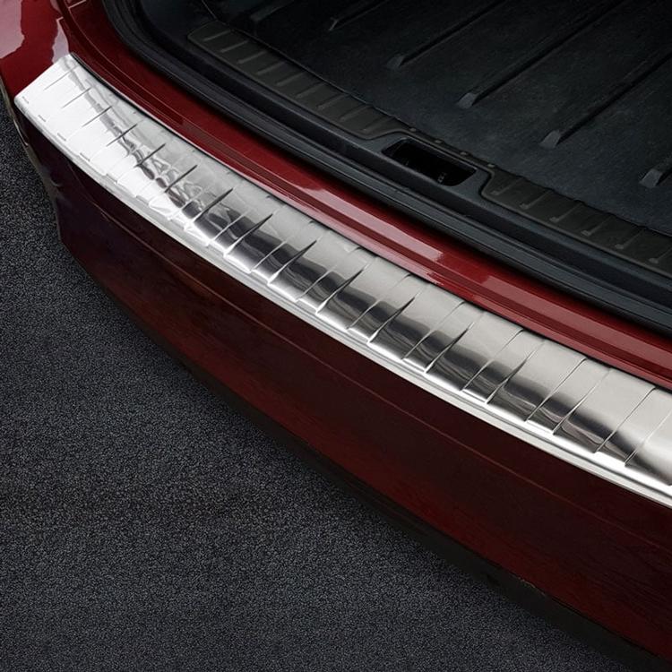 Takapuskurin suojapelti harjattu teräs till BMW X6 E71