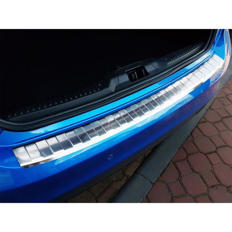 TakaTakapuskurin suojapelti harjattu teräs Ford Focus 5drs