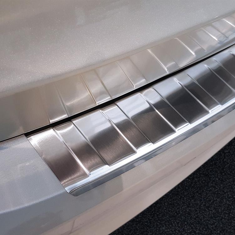 Takapuskurin suojapelti harjattu teräs till Hyundai Elantra sedan