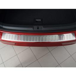 Takapuskurin suojapelti harjattu teräs VW Golf VII puolifarmari