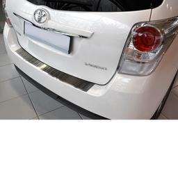 Takapuskurin suojapelti harjattu teräs till Toyota Verso 5d