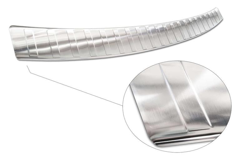 Rear bumper protector Toyota RAV4 III FL