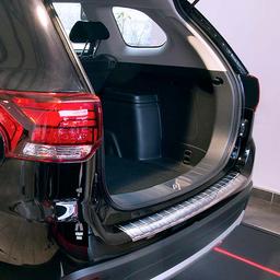 Puskurin suojapelti harjattu teräs Mitsubishi Outlander