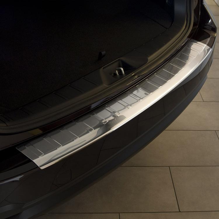 Takapuskurin suojapelti harjattu teräs Subaru Forester