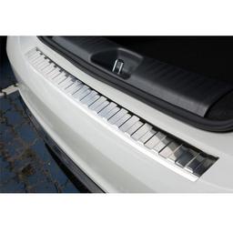 Takapuskurin suojapelti harjattu teräs MB AMG A-Klass