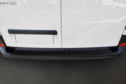 Takapuskurin suojapelti musta harjattu alumiini till Volkswagen Crafter II