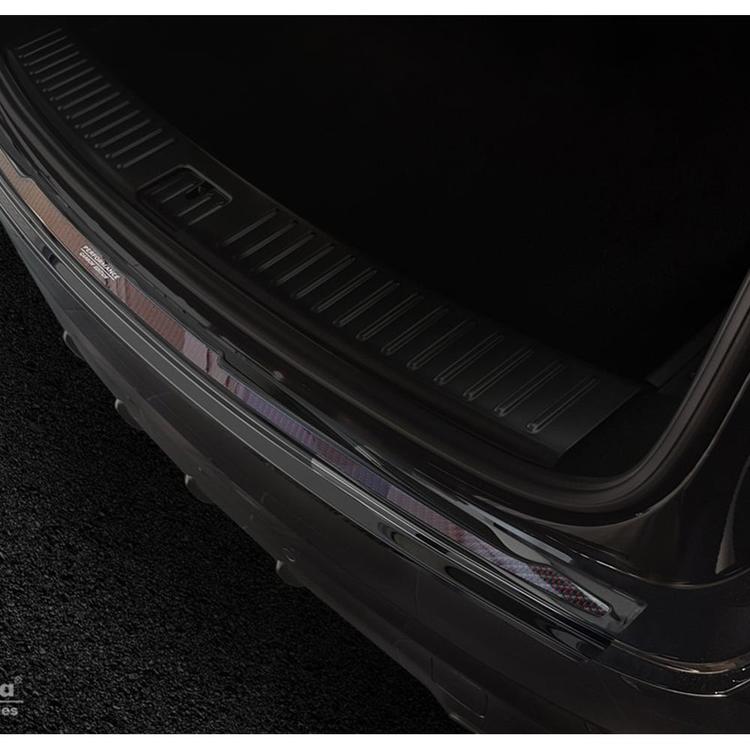 Lastskydd röd/kolfiber till Porsche Cayenne