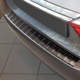 Lastskydd svart borstat stål till Toyota Corolla (E160)