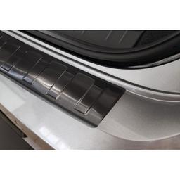 Svart Lastskydd Borstat Stål VW Passat B8 Sedan