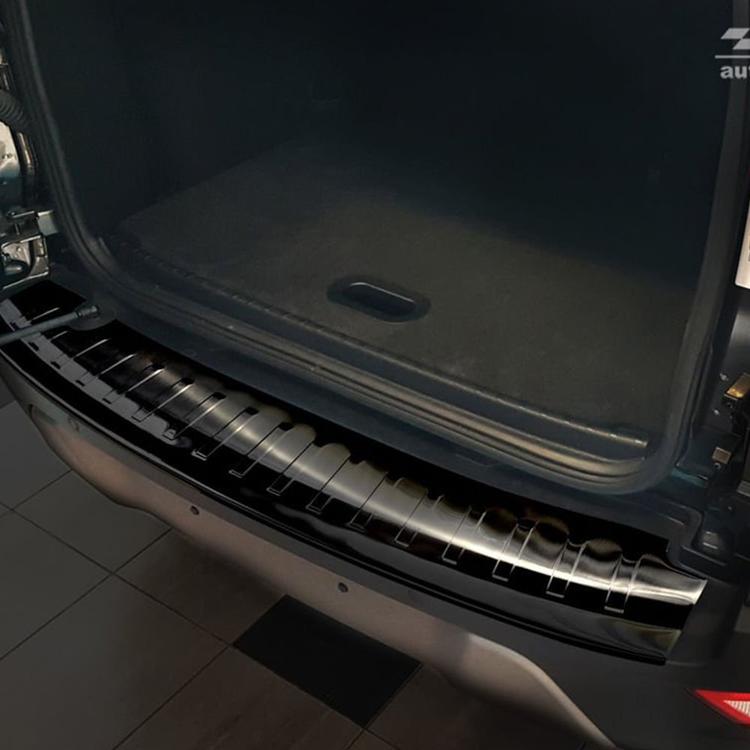 TakaTakapuskurin suojapelti musta harjattu teräsFord Ecosport