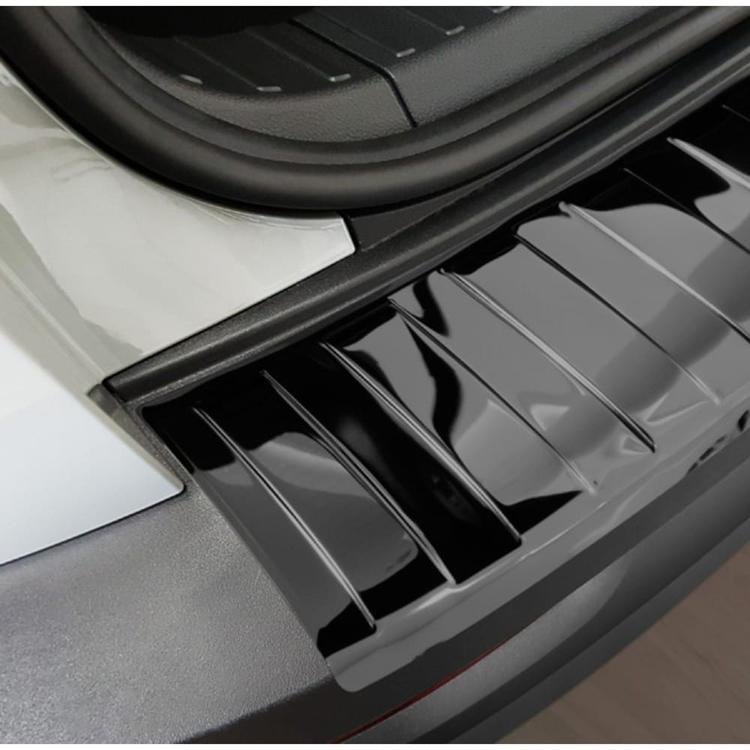 Puskurin suojapelti kiiltävän musta teräs  Skoda Karoq Crossover