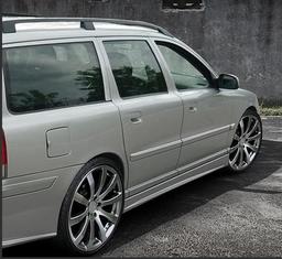 Side Skirts that fits Volvo V70N