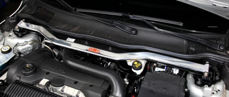 Fjederbensstiver Foran der passer til Volvo V40 2012-