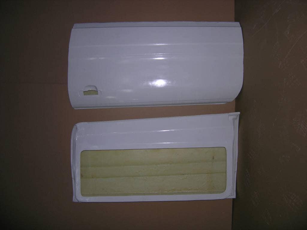 Lasikuitu ovi ar Audi S2 / 90