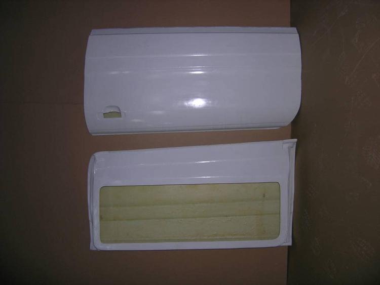 Lasikuitu ovi ar Audi S2 / 90