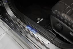 Brabus Kynnyslistat kaksiväriset teräksestä C-klass