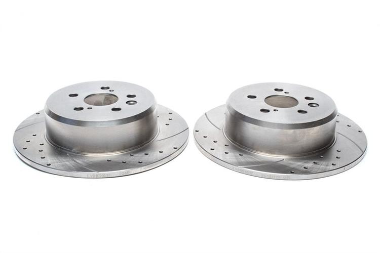 Sportbromsskivor Bak till Toyota Avensis