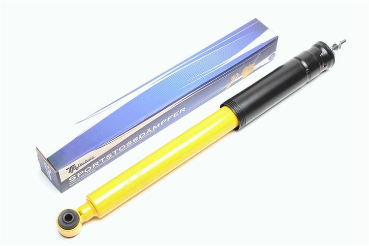 Sportdempere foran Mercedes